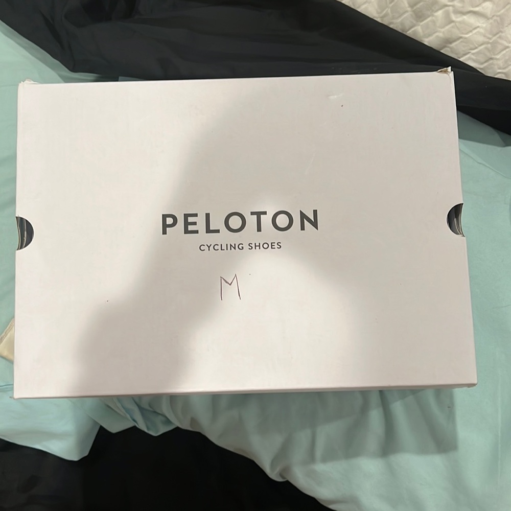 Peloton cycling cleats size 44